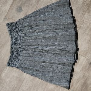 Old Navy Black and White Stripe Skirt